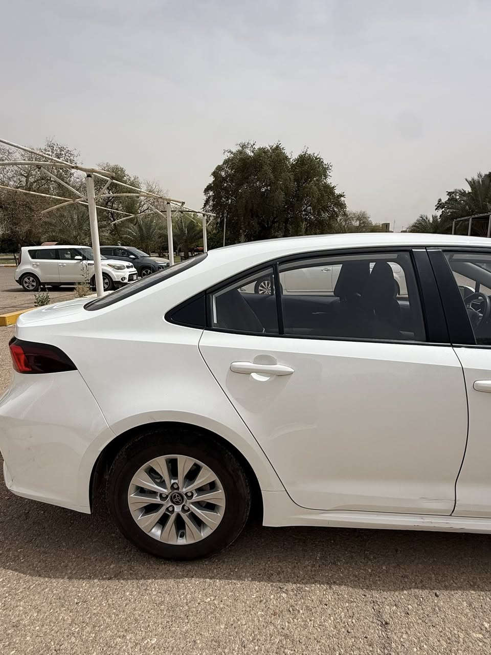 🚘 تويوتا كورولا هايبرد 2025 HEV🔋
🔥 سيارة الاعتمادية والاقتصاد بموديل 2025 🔥

⚙️ المحرك:

ماشية 31000KM

بغداد بسمي 

1.8 لتر بنزين + محرك كهربائي (هايبرد)

قوة إجمالية تقريباً 121 حصان

ناقل حركة أوتوماتيك E-CVT

دفع أمامي

✨ أبرز المواصفات:

✔️ شاشة وسطية كبيرة

✔️ عدادات ديجيتال

✔️ تشغيل بصمة

✔️ مثبت سرعة

✔️ رادار

✔️ إنارة LED أمامية وخلفية

✔️ ويل كب ألمنيوم رياضي

🛡️ أنظمة أمان:

وسائد هوائية محيطية

ABS + EBD

نظام مانع انزلاق

السعر 145$

بيها ربع البنيد صبغ(احسبة قطعة كاملة) وبارد بجاملغ الصدر

الاستفسار 

***********
