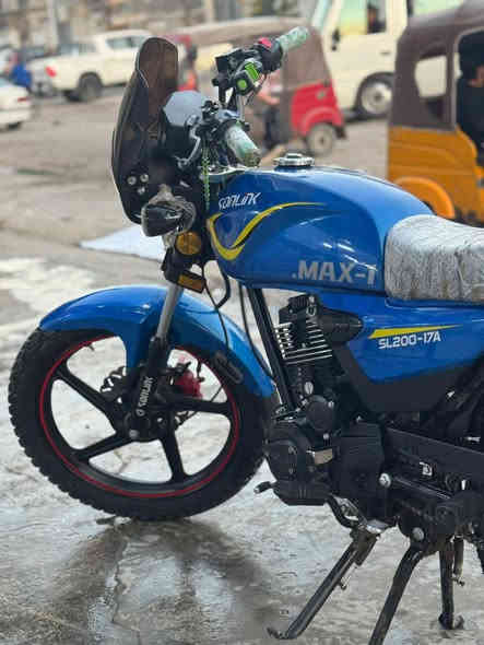 السلام عليكم دراجه ايرانيه موديل 25 جديدة بعدها بلجيس ماشيه 1400 شلعه معدل خير من الله كهربائيات دشبول لايت بك لايت اشاير يمنه يسره مكينه 200
اوراق كامله 
السعر : 875 وبيها مجال 
العنوان : بغداد الشعب شارع الصحه 
الرقم : ***********
