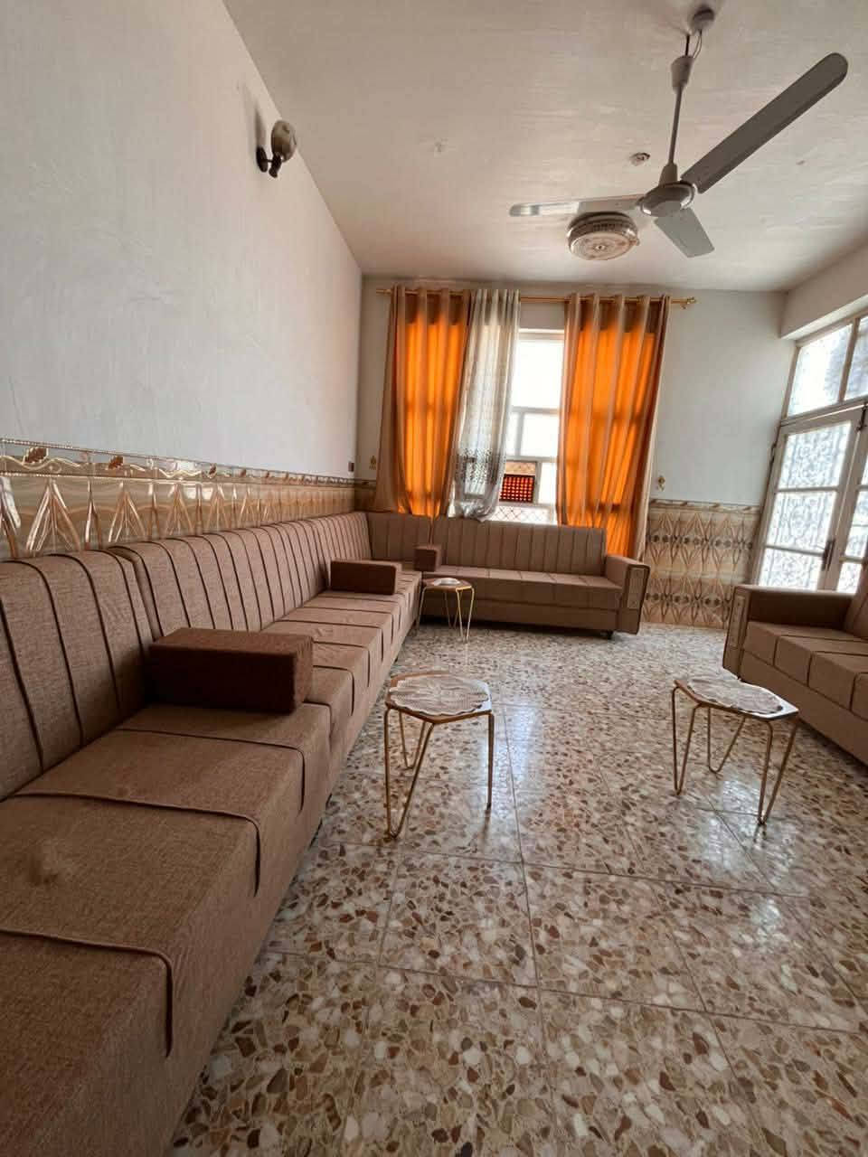 السلام عليكم.للبيع ديوان
 تسكام درجه اولى ؟
مو سوكي ,
22متر //جدا نظيف ومابي اي ضرر
العنوان حله ورديه خارج


**إذا كنت صاحب هذا الإعلان وتريد حذفه لأي سبب، رجاءا أرسل رسالة إلى الدعم الفني**