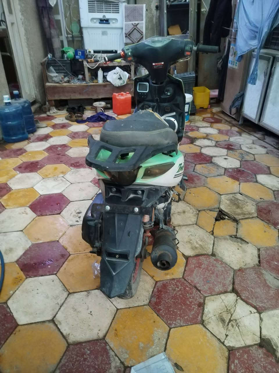 دراجه للبيع شغاله سلف السعر 150 ألف للاستفسار الاتصال على الرقم *********** موجوده في كربلاء حي الوفاء
