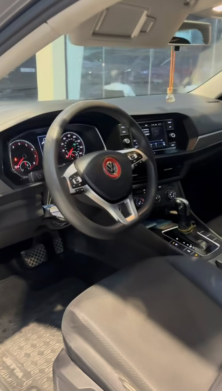 امريكي 2019 🇺🇸
محرك 14 Turbo ⚙️ 🚀 
محرك وكير وتبريد شرط 👌 ✅ 
ثلاث وضعيات قيادة (عادي - ايكو - سبورت ✈️ )
مانع انزلاق 🛞
هدنبريك كهربائي 
شاشه كبيرة
تحديد سرعة 💨⏬⏫
ضرر جاملغ امامي مع حافة البوند 
امامي كبس 
خلفي كبس
السعر 130 ومجال
واتساب ***********
