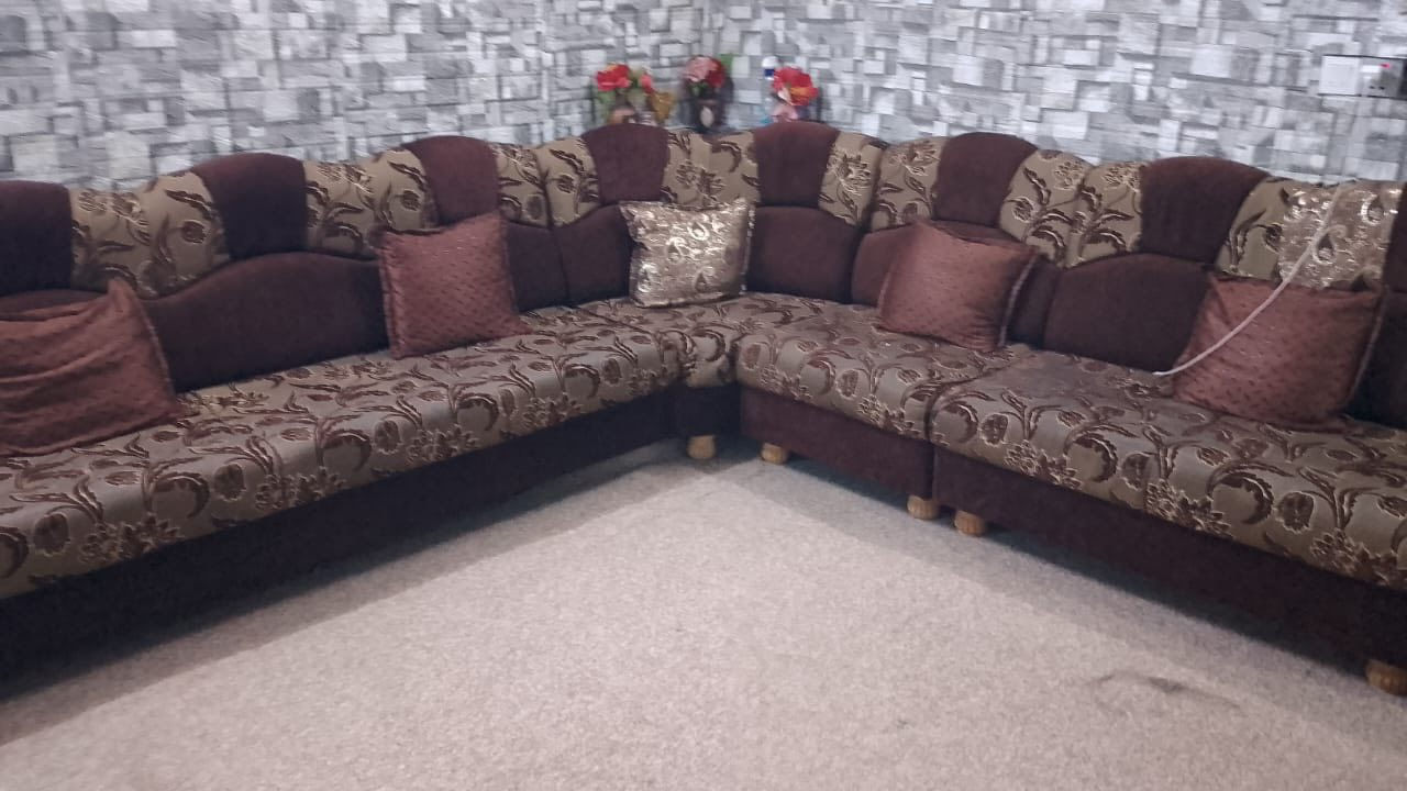 قنفات للبيع بسعر 150 وبي مجال


**إذا كنت صاحب هذا الإعلان وتريد حذفه لأي سبب، رجاءا أرسل رسالة إلى الدعم الفني**