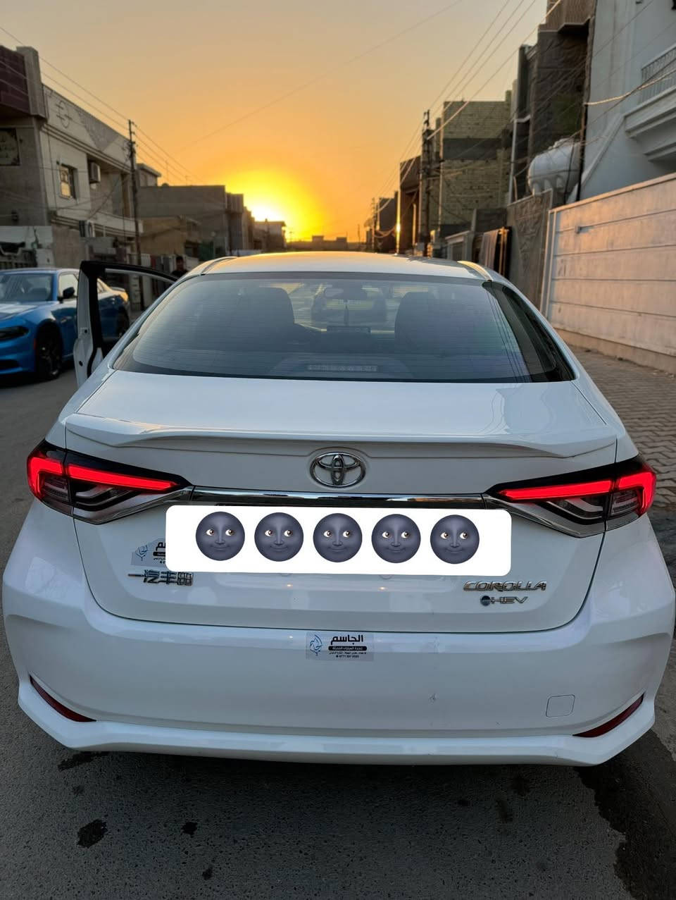 ‎
مراوس بتيسلا شعندك نزل

تويوتا كورولا هايبرد الشكل الخليجي 2024
‎هاي السيارة مقعد كهرباء +  جنح  + 🖤 مقاعد جلد لونين الجلد احمر واسود بس اني مدوشمها

عليها عازل حراري للجام 9m الامريكي الاصلي

السيارة باسمي تحويل ثاني يوم

***********
