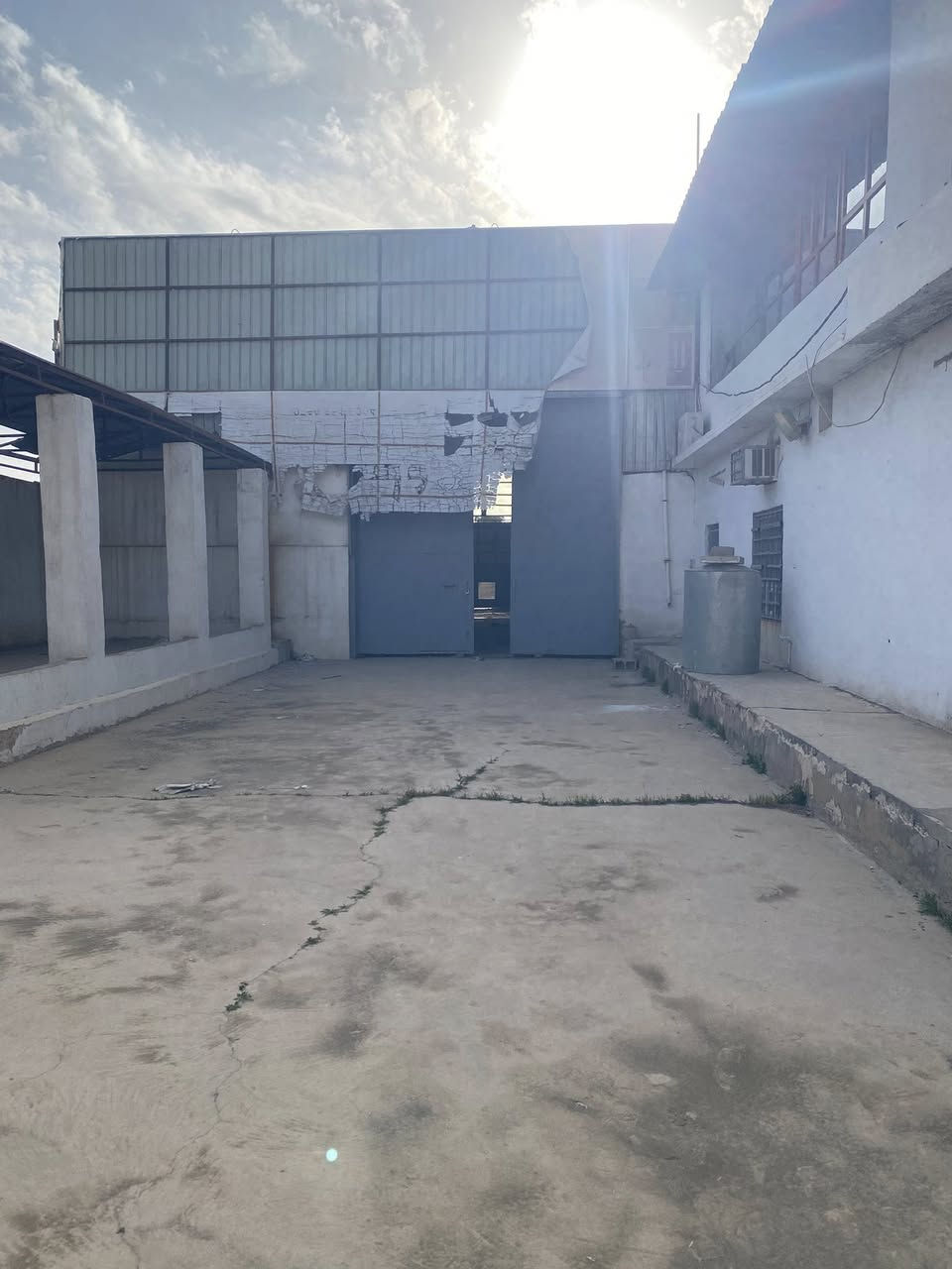 الوطن للعقارات 
   اعلان رقم 46
مخزن والأرض طابو زراعي
 
🔴مساحة 3750 متر   

الموقع مميز على شارع العام بين طوز وكركوك 
مقابيل كص حجي صباح
 
#عقارات_الوطن 

للمزيد من تفاصيل يمكنكم اتصال على الرقم فقط اتصال رجاءً 

☎️ ***********

#عقارات_الوطن
