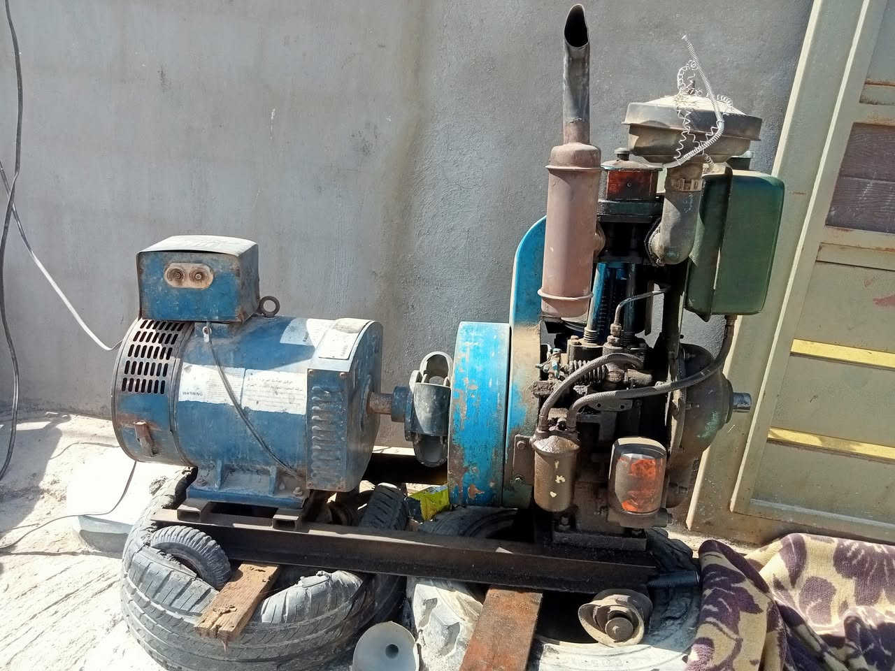 مولد للبيع راس توليد عشره كي في أربعين امبير السعر مليون قفل للاستفسار ***********
