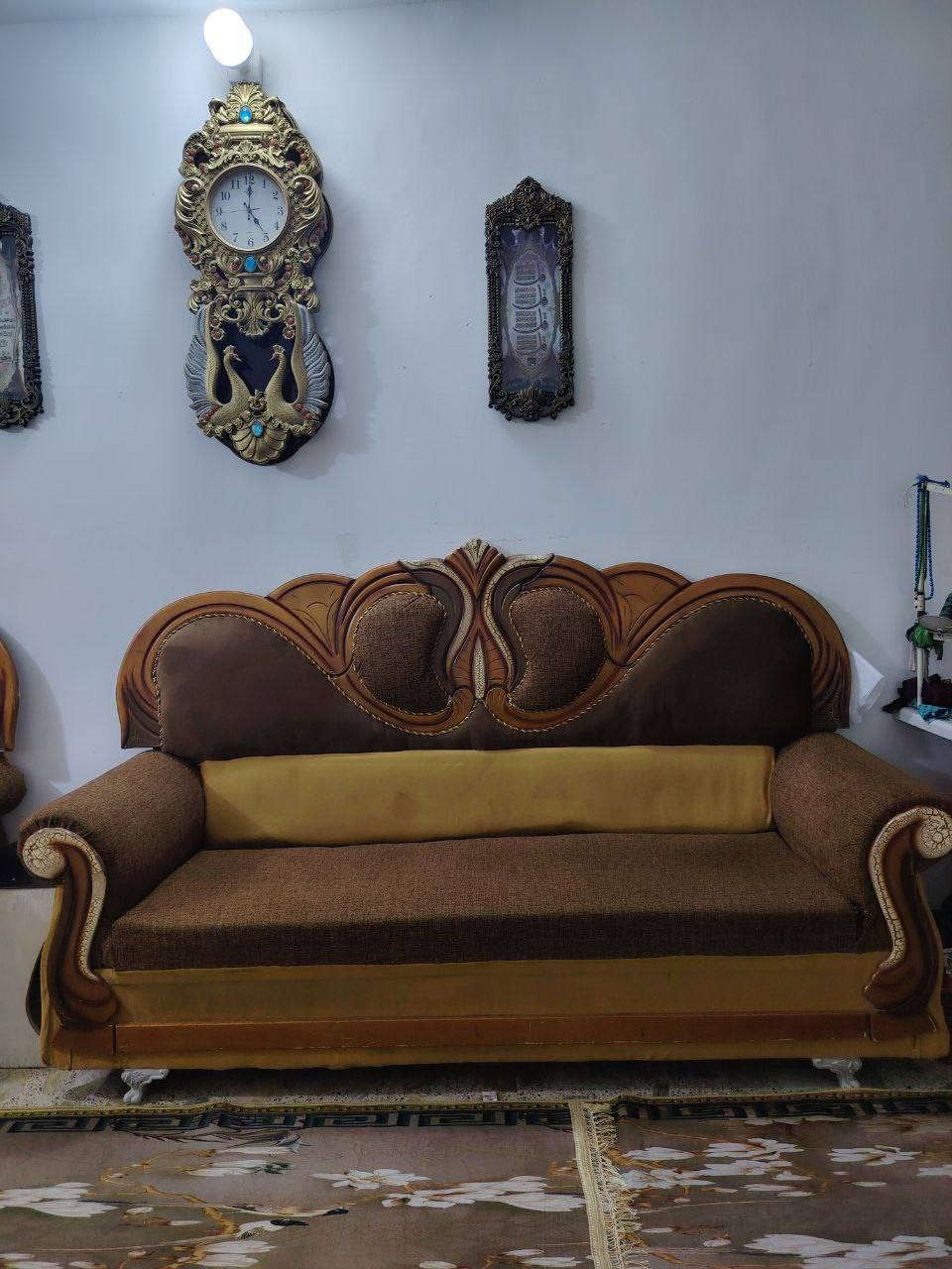 السلام عليكم ورحمة الله وبركاته
تخم نضيف للبيع ١٠ مقاعد 
السعر ٣٠٠ وبيه مجال 
للتواصل
***********
