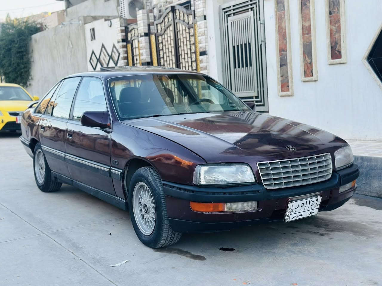 سيناتور بيها كابون وبيها وكيل وشرعي شرط التحويل السياراه لا طخه ولا ضربه سياره جاهزه ترايك بغداد السعر 37 عنوان موصل الأيمن ***********
