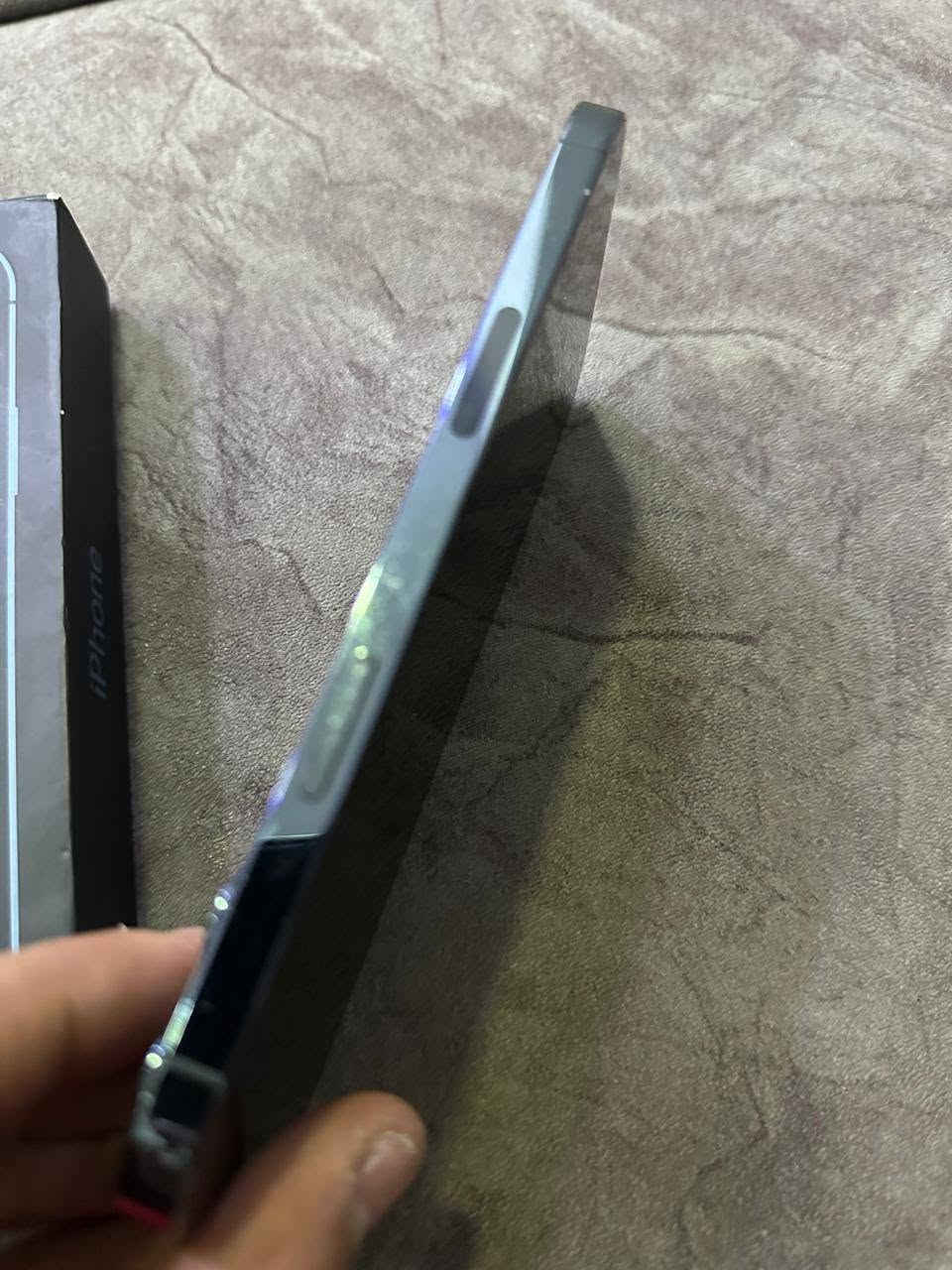 من رخصت لادمن ايفون 12 برو ماكس كفاله عامه بس ضهره مكسور بطاريه 85 ماكو هيج بطاريه جهاز مامستخدم اهواي جهاز كله بلاد كارتون لصلي ويه عنوان   البصره تنومه سعر 400 للتصال ***********

