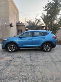 توسان ورد امريكي موديل 18 ماشية 66 السعر 133  الاستفسار الاتصال 077025...