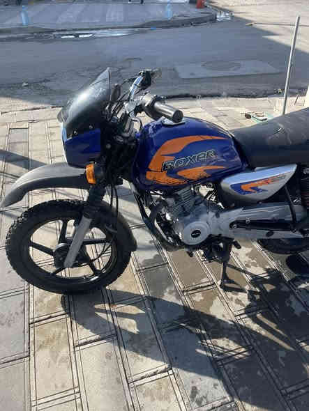 بوكسر 18 للبيع اوراق اصولي جاهزه للترقيم الدراجه كلش جديده اكثر مما تتصورون مفتوحه مبدل بس ولفات والباقي مكفوله السعر 950 وبيها مجال ***********
