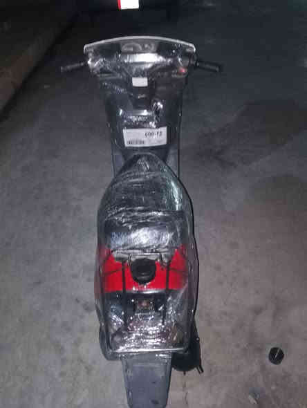 سلام عليكم يماهة نكره سلف كهربايت كله شغاله لايت عالي ناصي اشاير هورن كفراته نضيفه  شاصي بل شرط اكسل بلشرط صواته ناعم كابريتر بلادي صلانصه بلادي كيج سرعه او بانزين شغال سعر 250 اوبيه مجال ***********
