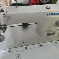 مكينة خياطة • جاك الصلي • سعر خاص