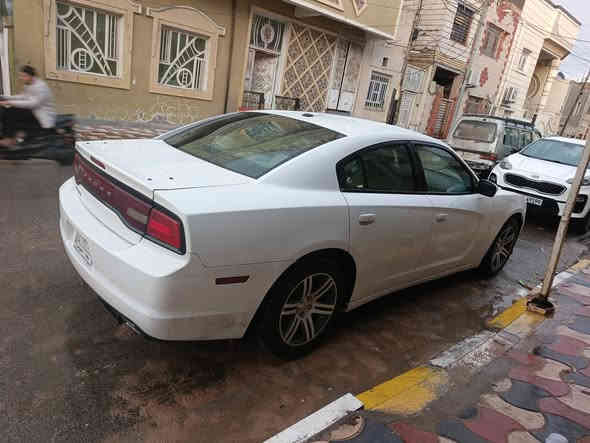 السلام عليكم جارجر موديل 2014 سياره بس بيها باب الوره السايق رقم بغداد مشروع وطني  دواخل عسلي كير ماوس  مكينه حداديه ويل خليجي
مراوس بصفره عادي مكان السياره شطره
‏‪***********‬‏
***********
