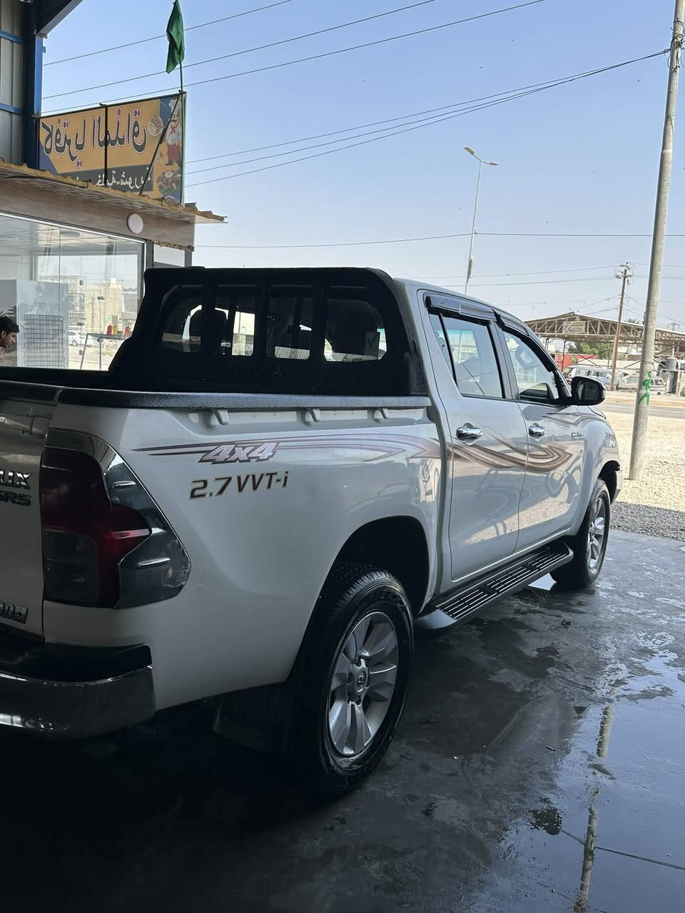 اسلام عليكم للبيع تايوتا هايلوكس فور ويل مكينه4 سلندر2700 موديل 2018 رقم بغداد بسمي دولي السياره مكفوله من الصبغ والبارد بيه طخه بالدعاميه مثل مموضحه بالصوره تفاصيل  السيارة مكفوله السعر 255وبيهة مجال استفسار ***********
0776300179واتساب
