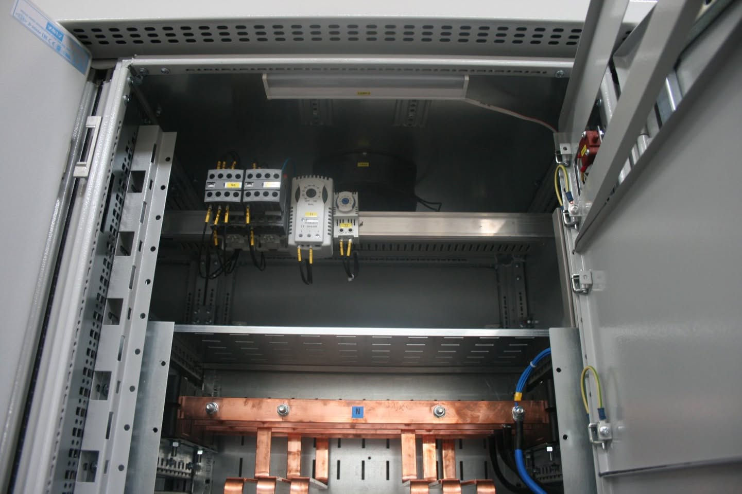 LV PANELS 0.4kv IP41-IP55-IP65
DEKRA FORM2B FORM4B CERTIFICATES
 للتواصل :
+96472879288
+905308483982

#Electrical #Lighting #ElectricalEngineering #ControlPanel #Switchgear #GRP #StreetLighting #PowerDistribution #Engineering #Electricity #Industrial #Automation #Iraq #Baghdad #Turkey #YavuzPano #ElectricalSolutions #Infrastructure #Energy #LightingSolutions #كهرباء #انارة #مهندسين #مشاريع #بوردات_سيطرة #اعمدة_انارة #طاقة #العراق #بغداد #حلول_كهربائي


**إذا كنت صاحب هذا الإعلان وتريد حذفه لأي سبب، رجاءا أرسل رسالة إلى الدعم الفني**
