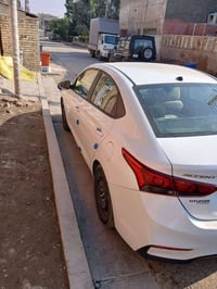 اكسنت 2022 ماشيه 68 الف ضرر بنيد وارد امريكي والضربه بلباب بل عراق الس...