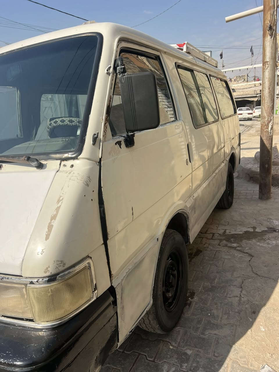 السلام عليكم كيه بستا موديل 1993 مكينه كير كفاله لا تنقيص ولا تبخير شواصي بلادي كهربئيات شغاله دواخل نضيفه خطى كوفه ميسان رقم نجف مداور ثاني يوم عليها غرامات 3ورقات  السعر 25وبيه مجال العنوان نجف كوفه ***********
