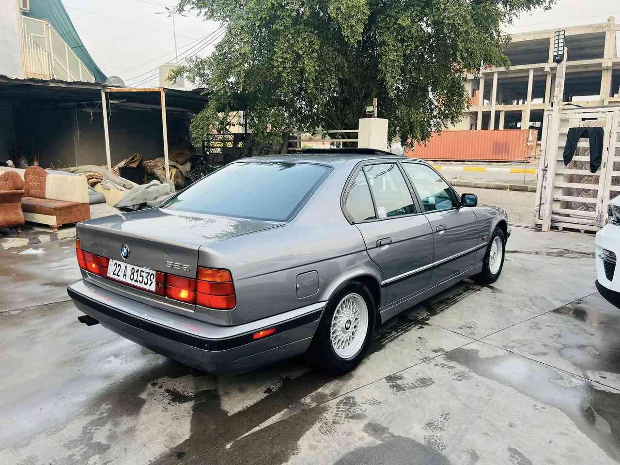 حجم 525 بيلاد كير اتومتيك مسكر كيرومحرك شرط 🚗*********** سعرها 72
موديل 1992 بجم عريض داخل نضيف جلد فورميكا ايرباك 
وكالة بسمي شرط تحويل سيارة جاهز من كل نواحي 
سيارة صبغ عام لون نفطي مكاني كركوك شراي خابر
