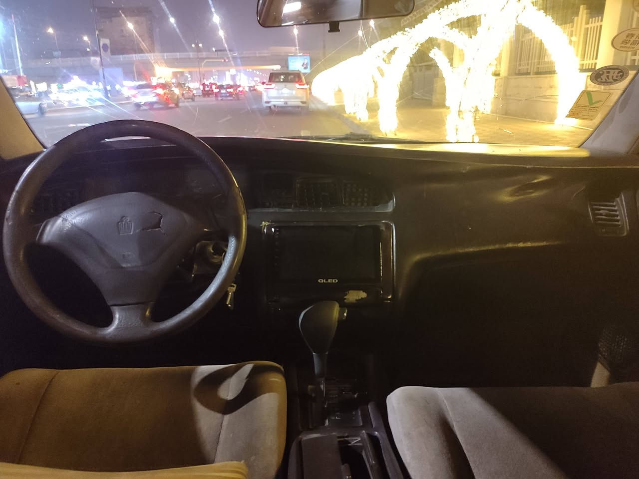 سلام عليكم بطة لبيع أو مراوس  رقم نجف و مكان نجف سيارة كصة قمارة رعيهة موجود ايريد مداور مكينة 2 ونص ديكو سنوية 27 تخلص سعر 40  استفسار ***********
