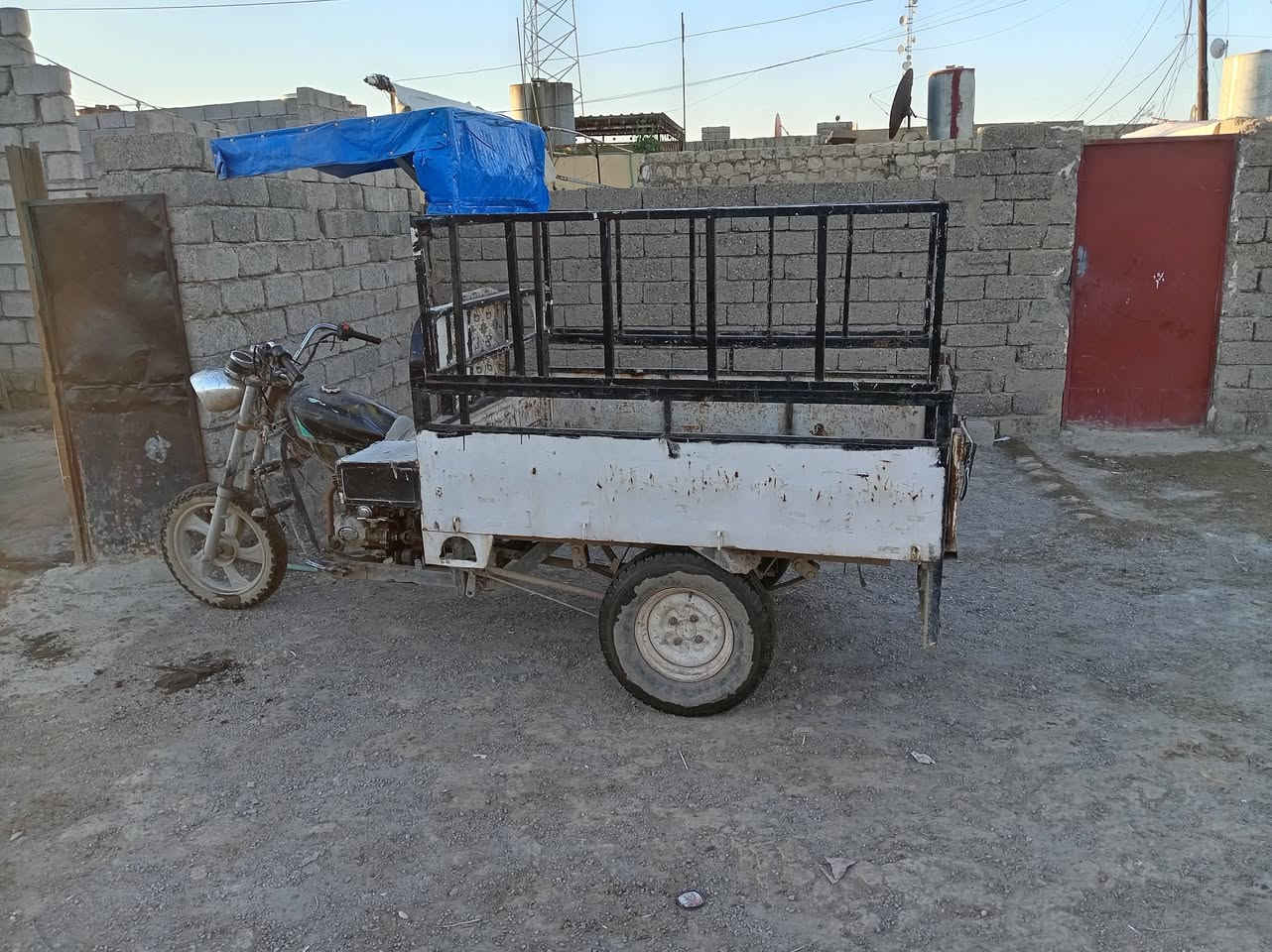 السلام عليكم #مكلف_بالنشر  ستوته للبيع نضيفه جاهزة مال شقل مانقصه شي متوازي على بيعته السعر 500وبيها مجال شراي اتصل مو شراي لاتتصل وتعب نفسك تحياتي اتصل وتبشر***********
