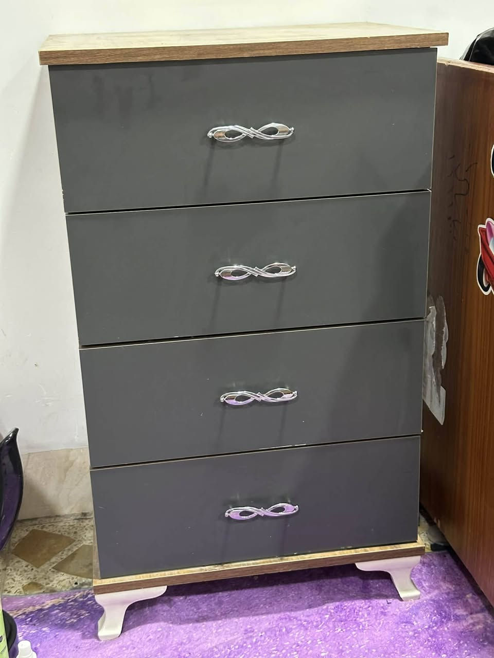 عندي غرف لل بيع سعر ٦٠٠ الف بي مجال بس جكمجة بيه ضرر عنوان موصل حي زراعية الأول


**إذا كنت صاحب هذا الإعلان وتريد حذفه لأي سبب، رجاءا أرسل رسالة إلى الدعم الفني**