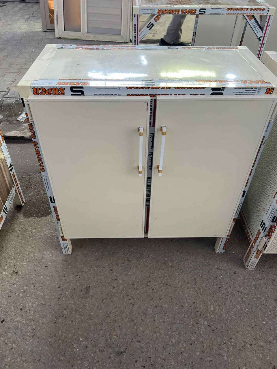 تفصال كافة الالمنيوم 
ابواب المنيوم وشبابيك وكانترات البصرة, العراق


**إذا كنت صاحب هذا الإعلان وتريد حذفه لأي سبب، رجاءا أرسل رسالة إلى الدعم الفني**