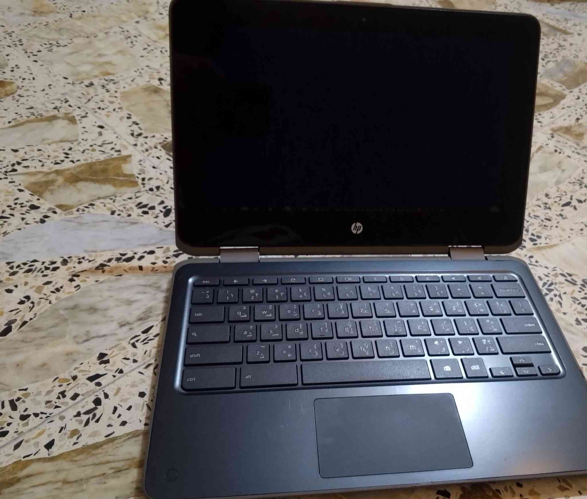 للبيع حاسبة ايباد hp 
السعر 60 وبيها مجال


**إذا كنت صاحب هذا الإعلان وتريد حذفه لأي سبب، رجاءا أرسل رسالة إلى الدعم الفني**