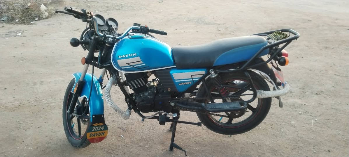 دايون نفخ مديل 21 طالعه ب 22 اوراق اصولي  مكينه ما مفتوحه شلعه ومعدل ونعومه كهربائيات كله شغاله نكره سلف  مال جناي  السعر مليون 550 
 الشراي *********** ما تشتري لا تتصل
