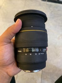 عدسة كانون ترهم فول و كروب  للبيع للاستفسار 07714092489 بغداد اشتريتها...