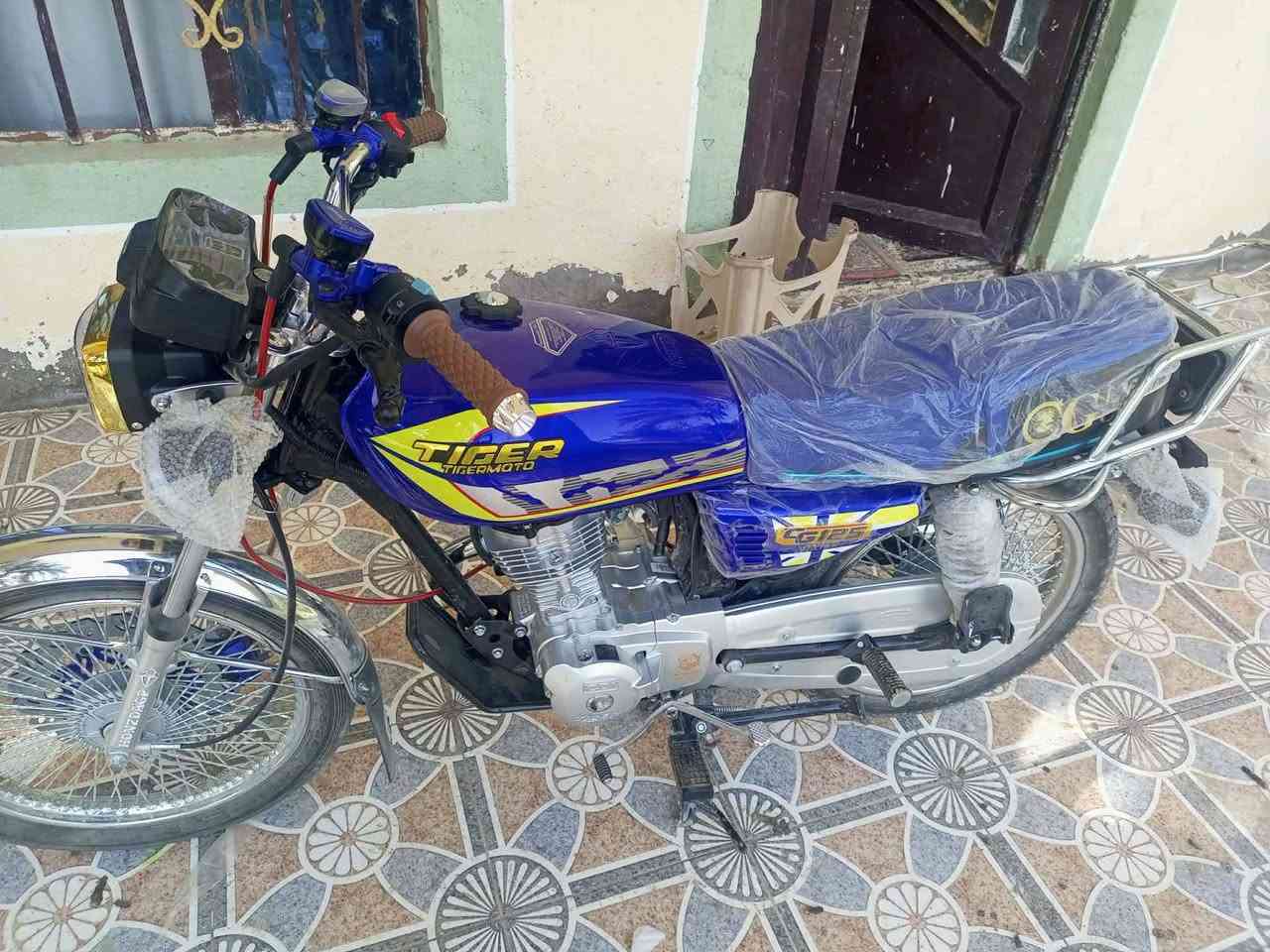 البيع دراجة تايكر ٢٠٢٥ زيرو مكفول كفالة عامة وراق كاملة السعر اتصال *********** المكان بابل سدة الهندية المهناوية
