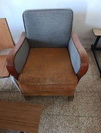 طخم منوع مستعمل للبيع... 100 الف دينار... بيها مجال. الرقم: 0770580889...