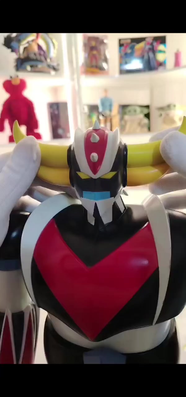 🚀 حضور مهيب لملك الفضاء 🚀
مجسم الأسطورة Grendizer (كلندايزر) من شركة HL Pro
بارتفاع ضخم 60 سم… قطعة تفرض هيبتها في أي مكان تُعرض به ✨
✔️ تفاصيل دقيقة بإتقان احترافي
✔️ تصميم فاخر يجسد قوة وشموخ ملك الفضاء
✔️ قطعة مركزية تخطف الأنظار داخل أي فاترينة
✔️ إصدار مميز لهواة الاقتناء والتميز
ليس مجرد مجسم…
بل رمز بطولة وهيبة جيل كامل 👑


**إذا كنت صاحب هذا الإعلان وتريد حذفه لأي سبب، رجاءا أرسل رسالة إلى الدعم الفني**