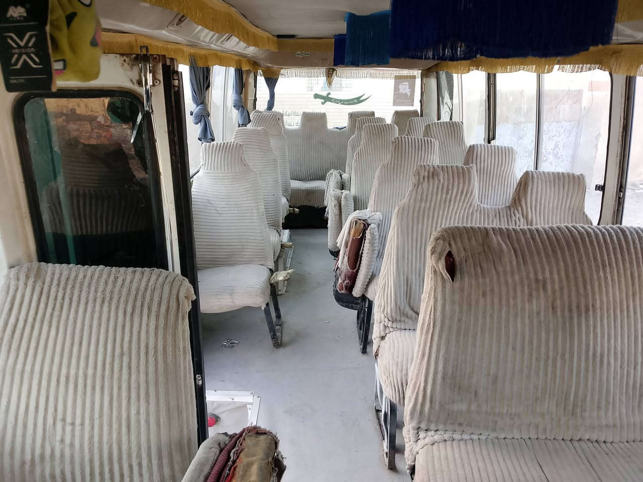 سلام عليكم كوستر عريض البيع التفاصيل عله الرقم  ‏‪0771 336 8265‬‏
