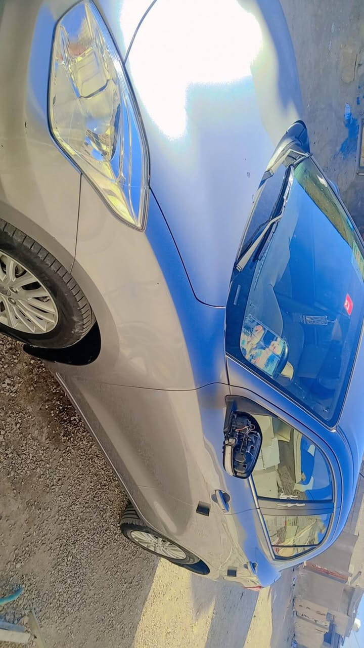 سلام عليكم سياره للبيع ساسوكي موديل 23 سياره وكاله محجوزه معوقين سعر 110 وبيها مجال حك جيه مكاني كوت مكلف مكلف بل نشر باقي تفاصيل عل رقم *********** واتساب متوفر
