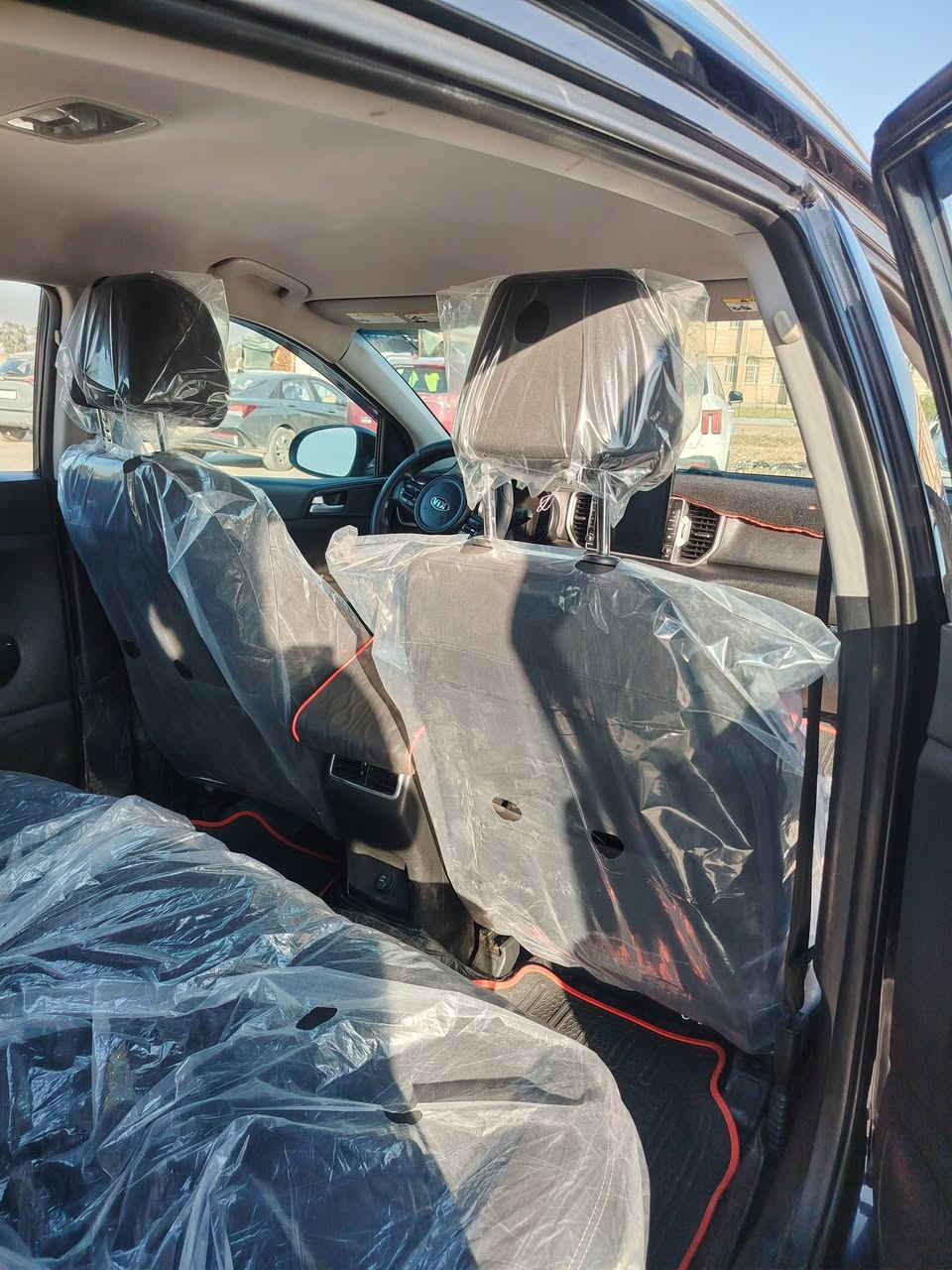 كيا سبورتج موديل 2017 رقم بغداد وارد امريكي حادث بسيط موضح بالسونار بدون ايرباك ماشيه 53
جاهزه گير محرك تاير صدر تدفئه تبريد مكان السياره بغداد ابو غريب السعر 145 
الهاتف ***********
