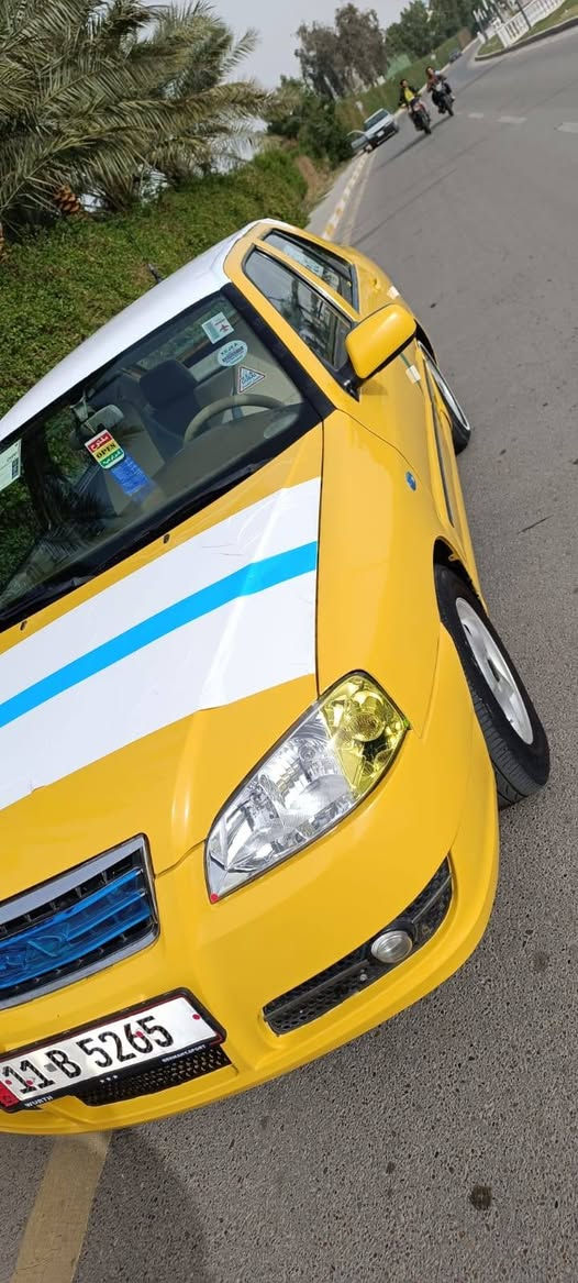 السلام عليكم شيري كوين
2010مصبوغه احزام جماليه 
صدر جديد محرك كير خير من الله لا تنقيص ولا تبخير  
بلاديه 
مصفره هيه وغرامات هزه جديده 

غرفتها جديده حلو ناعمه 

السعر 32 وبيها مجال بسيط 

العنوان بغداد الكرخ 

***********
