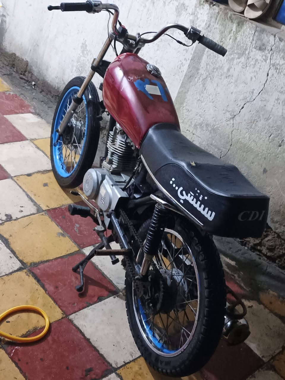 للبيع 
سلام عليكم دراجه للبيع دراجه حلوه مانقصها شي مكينه ارشه وشاصي ارشه دراجه بدون سبايدر شلعه مشي خير من الله مانقصها شي مكاني سوق الشيوخ تعال خاص وبيك خير ودلل


**إذا كنت صاحب هذا الإعلان وتريد حذفه لأي سبب، رجاءا أرسل رسالة إلى الدعم الفني**