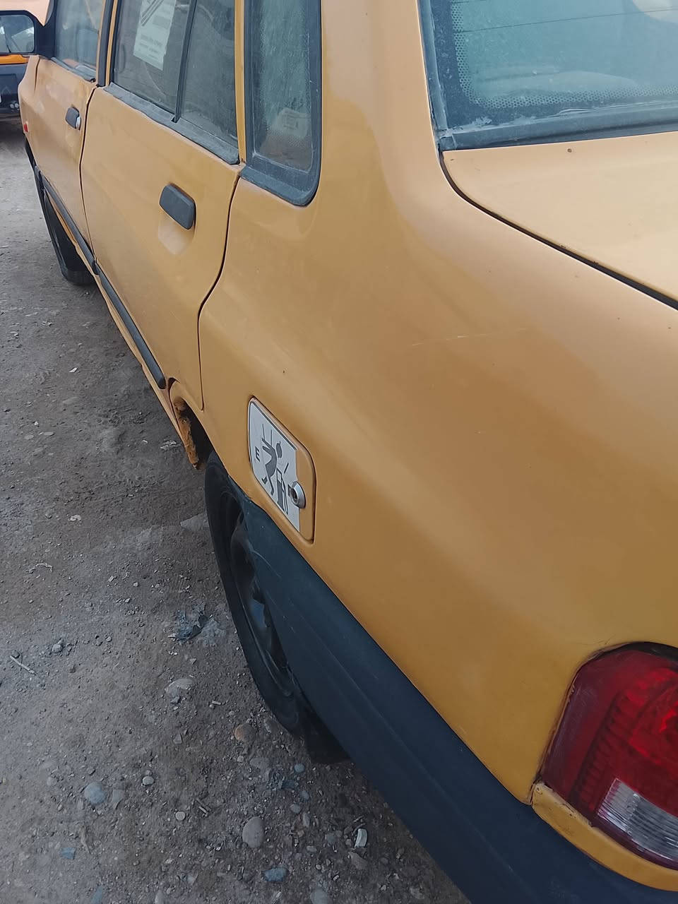 سلام عليكم سايبا موديل 2012 مصفره هيئه وغرامات سنويه ل 28تحويل مباشر محرك بي خيط  تبخير سياره مكفوله من لضربه ولصبغ فقط جاملغات اماميه مبدلات ومصبوغات بدون ضربه  خياس مابيهة شويه بلدوس ومصلحات ضفيره جديده سياره حلوه ونضيفه سعر 25وبيهة مجال قليل مكاني بغداد تقاطع نهروان رقم ***********
