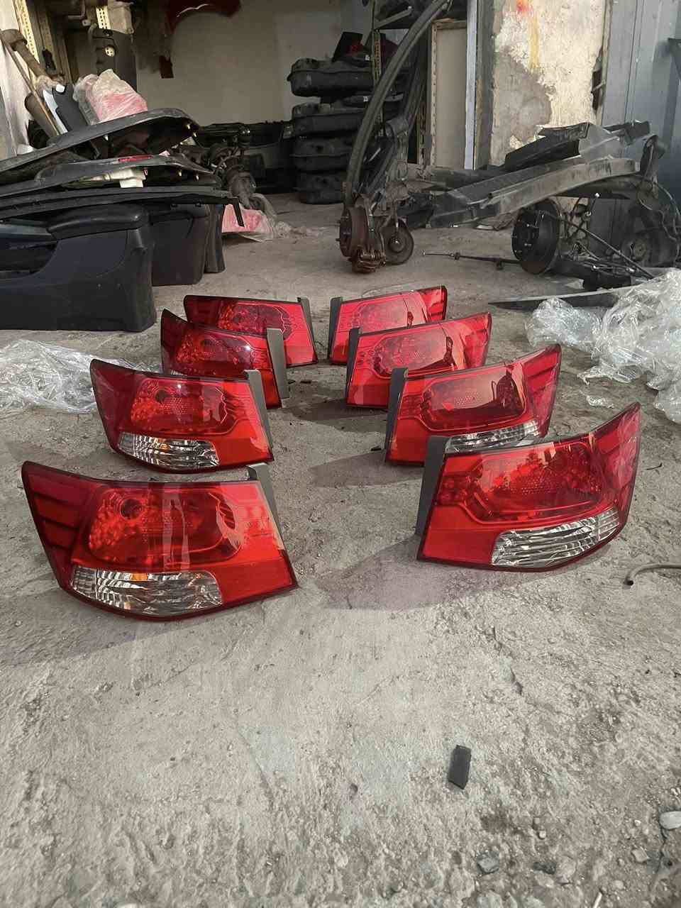 السلام عليكم ادوات فورتي سيراتو شكل القديم من 2009
الى مديل 2013 يوجد توصيل جميع المحافظات 5 الف 
رقم الهاتف *********** اي شي تحتاجون بخدمتكم اخوكم محمد الفريجي موقعنا بغداد ساحة مضفر
