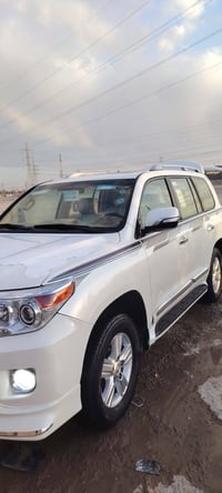 لاندكروز • ٢٠١٤ • ٦ سلندر