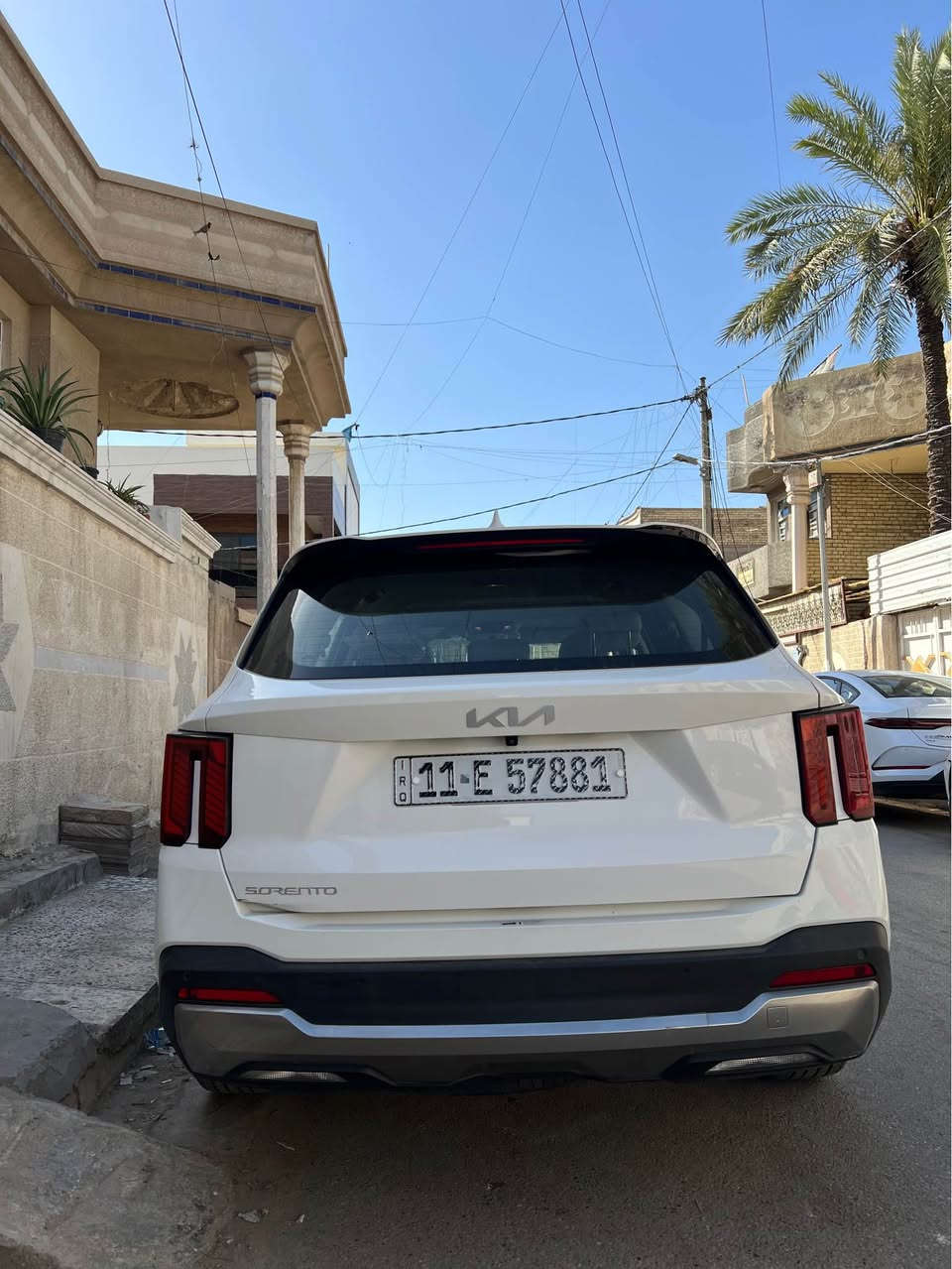 السلام عليكم 
Kia Sorento 2024
وارد خليجي ضمان شركة الدوليه
صارت عندي بالعراق ضربه بخشم البنيد  وجاملغ والجنطه بالحافه من جوه موضحهن كلهن  بالصور فقط الباقي مكفوله كفاله
الموصفات
V6

كشنات كهرباء
لايت لد
گير ماوس
7 راكب 
3 قطع تبريد
جنطه كهرباء شفط
تشغيل على بعد
بردات خلفيه
شاحن لا سلكي 
تحكامت ستيرن
تدفئه بالستيرن
مود درايڤ
سايد بريك دگمه
شفتات سترين
حساسات امامي خلفي 
كامره خلفيه دواره
السعر: 270$ وبيها مجال بسيط 
*********** الفارس, صلاح الدين
