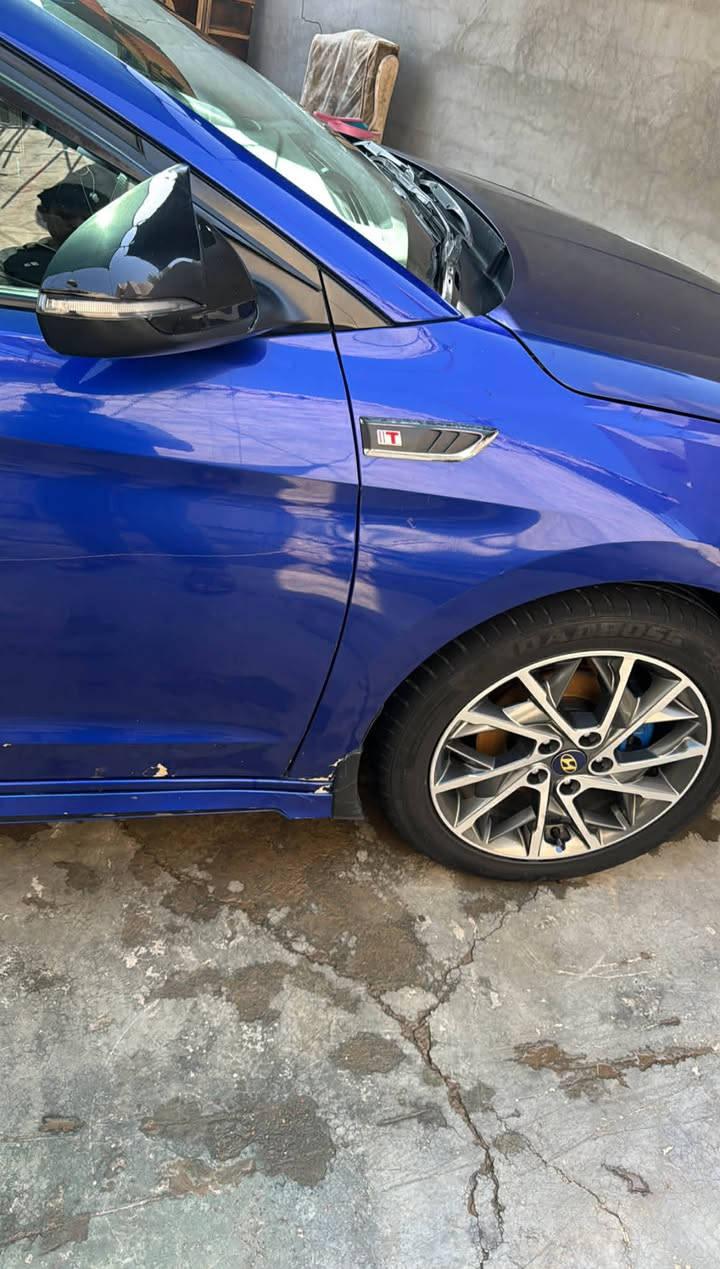 يالله سلام عليكم
النتره  موديل 20 خليجي
محرك 2000دوش
رقم بغداد باسمنا تحويل مباشر
سنويه لل 30
السياره فول بصمه سلايت ترحيب
بيها رش قطعتين وتكشير شويه
***********. السعر 150 وبيها مجال
