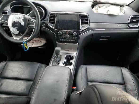 جيب لاريدو  لمتد ام الرادار ثمانينيه 
موديل 21 فول  مواصفات 1/1 
سياره حلوه ونظيفه 
السياره بسمي مرقم بغداد
ماشيه 72 الف كيلو
السياره بدون دواخل بيه جاملغين وبنيد
وبيه جاملغ خلفي مرشوش كلير من امرياكا
بدون بارد بدون معجون 
مكاني بغداد 
*********** 
السعر 25 و 500 دولار 💸 وبيه مجال بسيط
