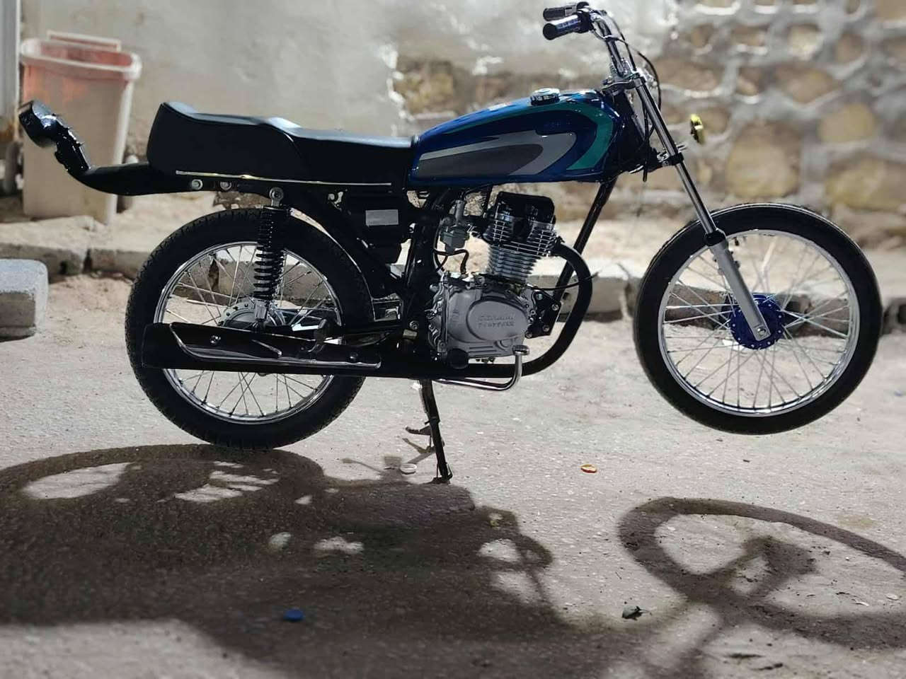 السلام عليكم دراجه لبيع أوراق اصولي تعميره 26 صالهه سبوع من معمرهه اي نقص ما بيهه تجي تفحص اله تاخذهه السعر 950 بيهه مجال الطيبين هاذا رقمه***********
