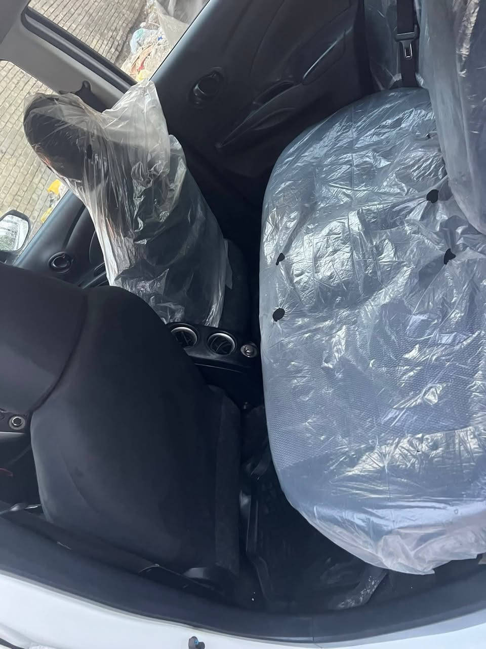 سلام عليكم نيسان صني للبيع موديل 24 ماشية 48 تريد وكاله او تحويل كلشي موضح بالسونار السعر 112 وبيها مجال قليل ***********
