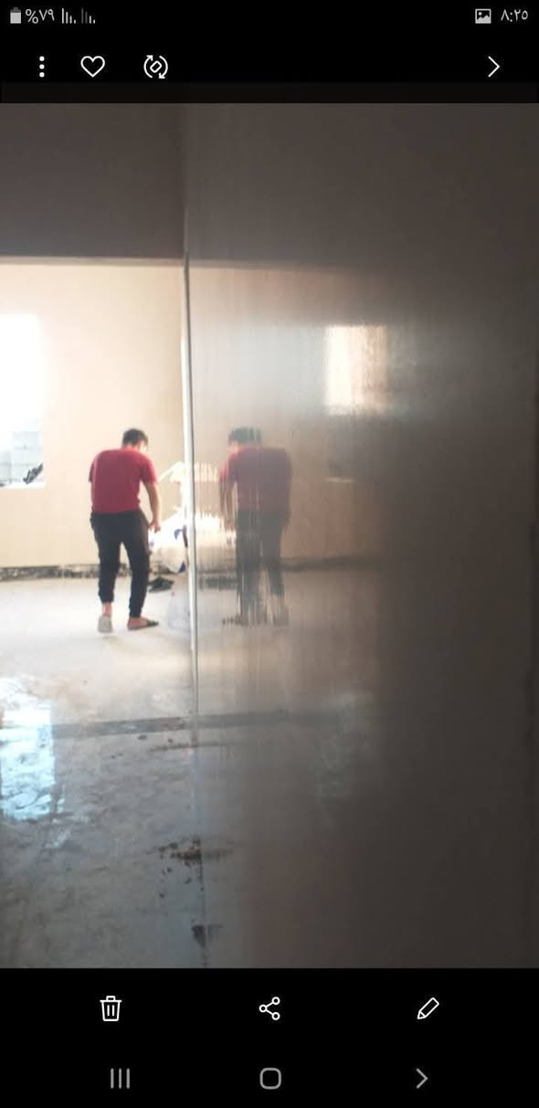 كادر لباخين جص من الموصل شقل شرط مساطر وسرعه وناضفه البيت يطول 3ايام كادريتكون من 5اسطوات و 5عمال *********** *********** ااشقلو جاهز يتصل متفرق حالين
