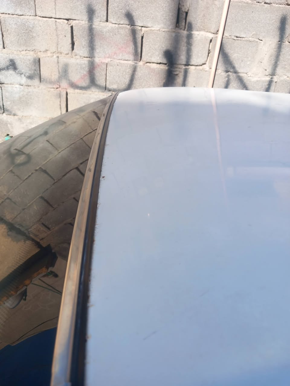 السلام عليكم بيجو باص البيع مستعجل مديل ١٧ هاذا رقمي ***********
