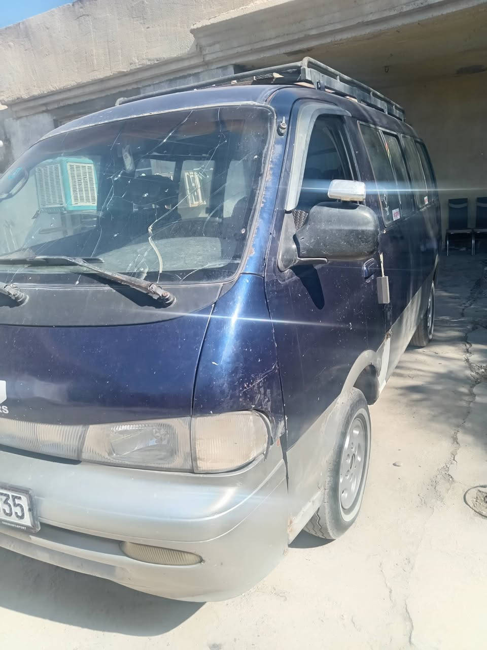 السلام عليكم للبيع بريجو سياحي مكينه 3000 جديده كير جديد  رايدها ب٥٢ وبيها مجال للشراي 
شواصي بيها واحد معمر صدر امامي خلفي جديد مشط جديد كهربائيات شغاله رقم بغداد انكليزي الشراي يتصل ***********
***********
