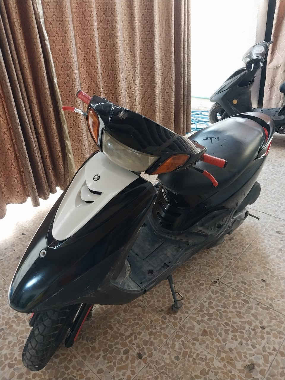 دراجه ابريز كابريته اصليه شلعه ومعدل كهربائيات شغاله سلف وهندر تشتغله السعر ٣٠٠ مكاني حريه رقمي ***********
