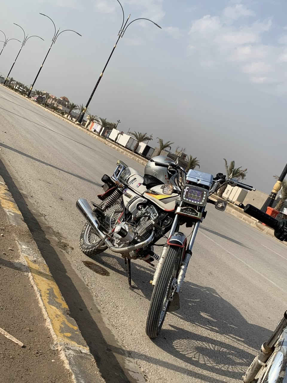 سلام عليكم للبيع. سولنك موديل 2023. نضافه خير من الله. محرك مكفول. ويل تواير. كله على وضع. شركه. موصل 650.  مكاني القائم. @إشارة


**إذا كنت صاحب هذا الإعلان وتريد حذفه لأي سبب، رجاءا أرسل رسالة إلى الدعم الفني**